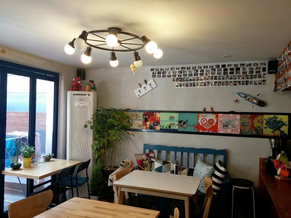 Zzzip Guesthouse In Hongdae Сеул Экстерьер фото